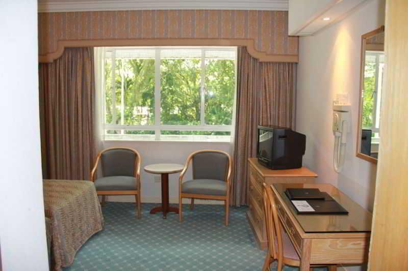 Terrace Hotel Bandar Seri Begawan Buitenkant foto