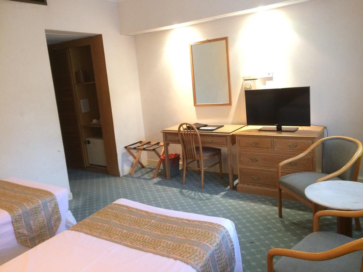 Terrace Hotel Bandar Seri Begawan Buitenkant foto