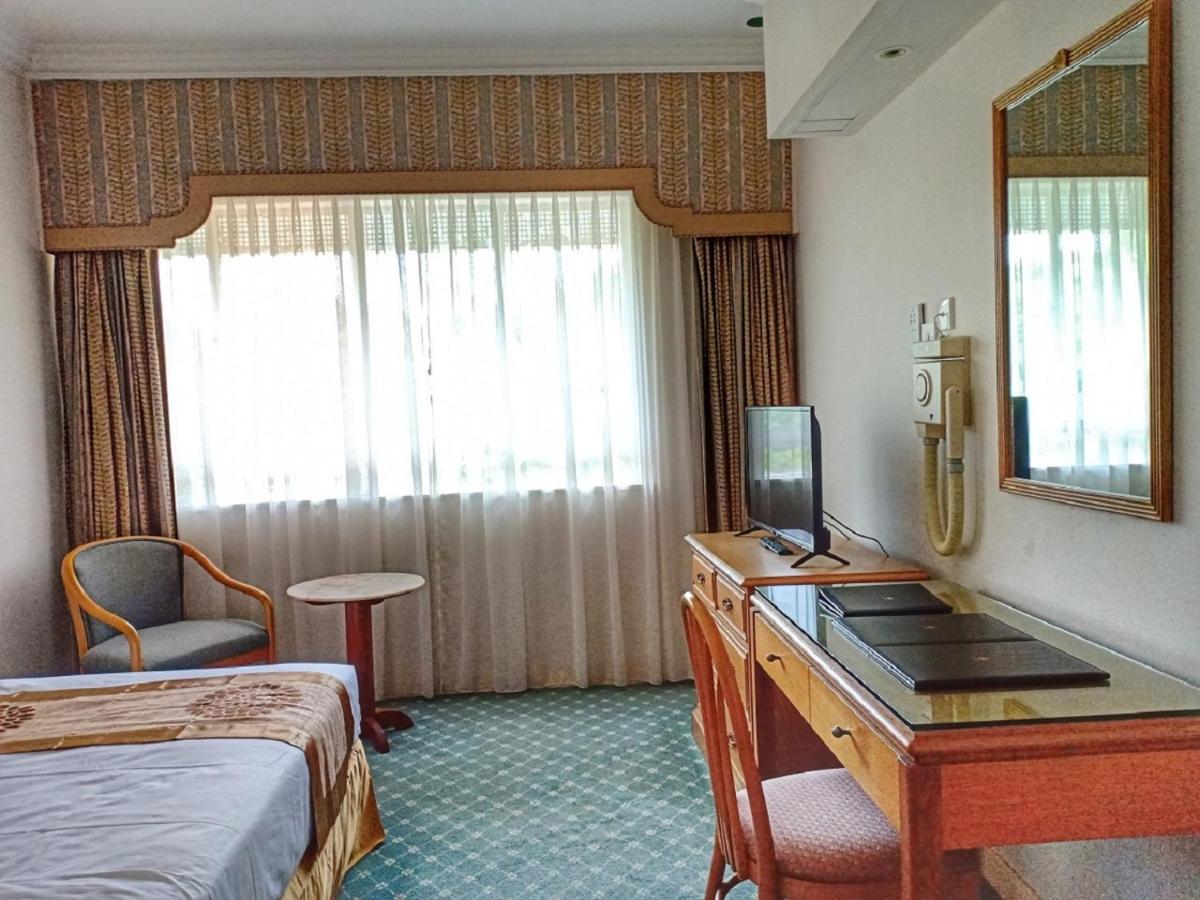 Terrace Hotel Bandar Seri Begawan Buitenkant foto