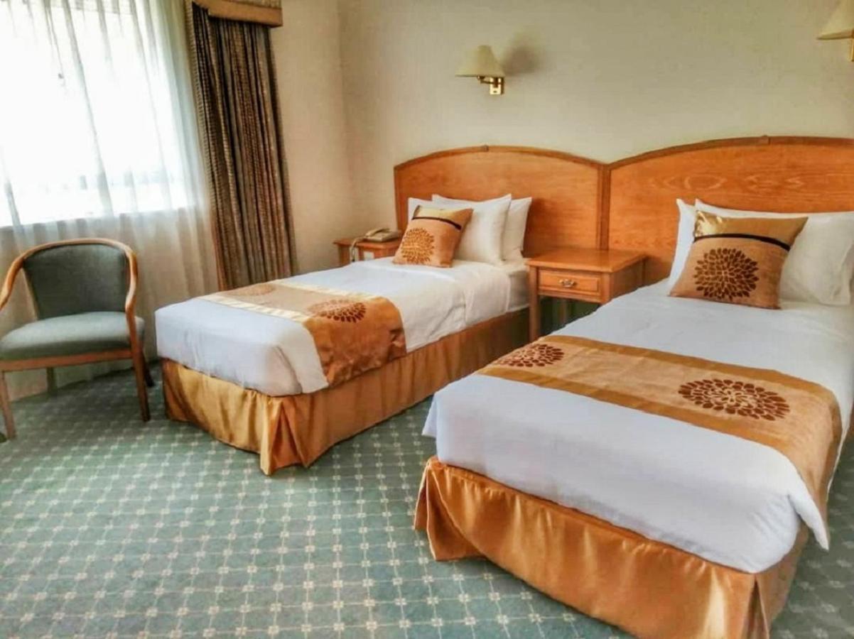 Terrace Hotel Bandar Seri Begawan Buitenkant foto