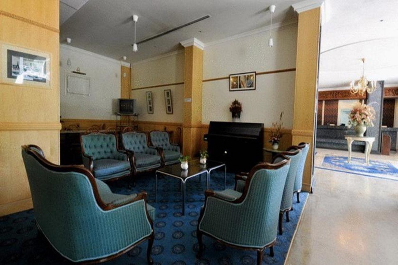 Terrace Hotel Bandar Seri Begawan Buitenkant foto